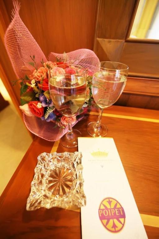 Grand Diamond City Hotel & Casino Poipet ภายนอก รูปภาพ