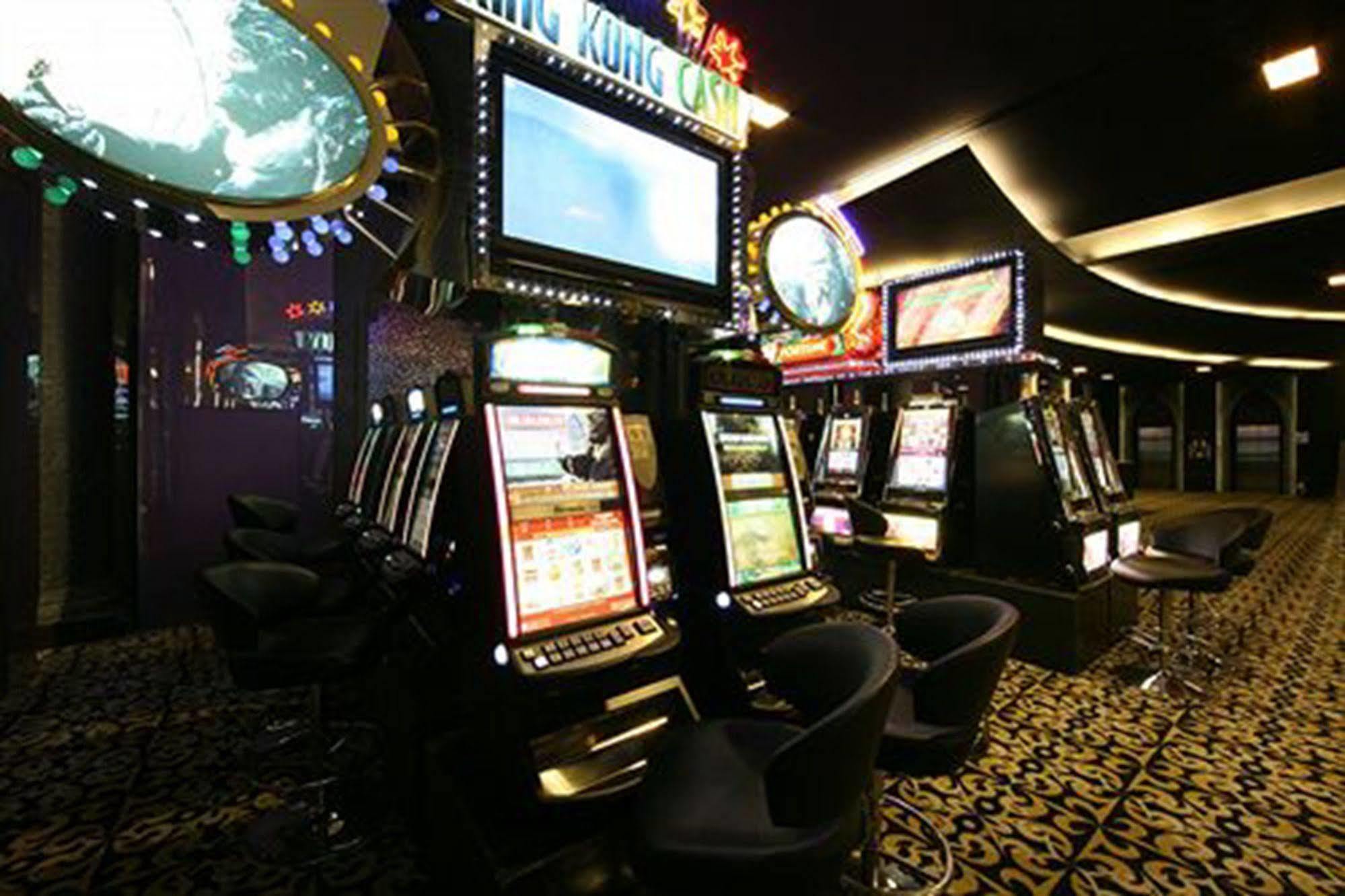 Grand Diamond City Hotel & Casino Poipet ภายนอก รูปภาพ